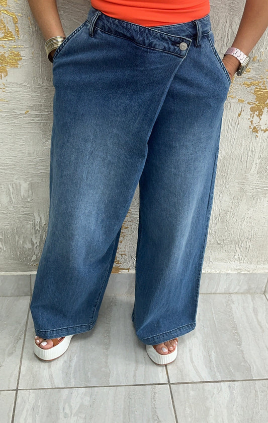 Crossover vibrant jeans