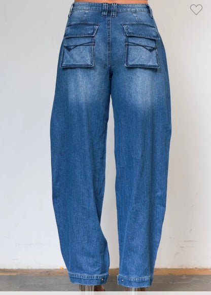 Barrell jeans
