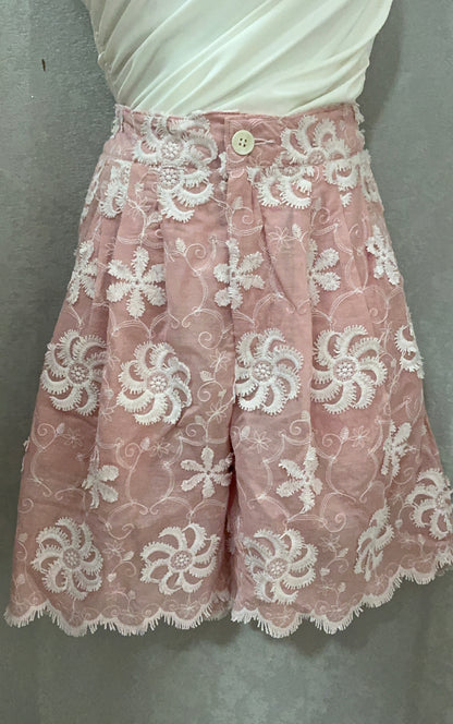 Pinky Short