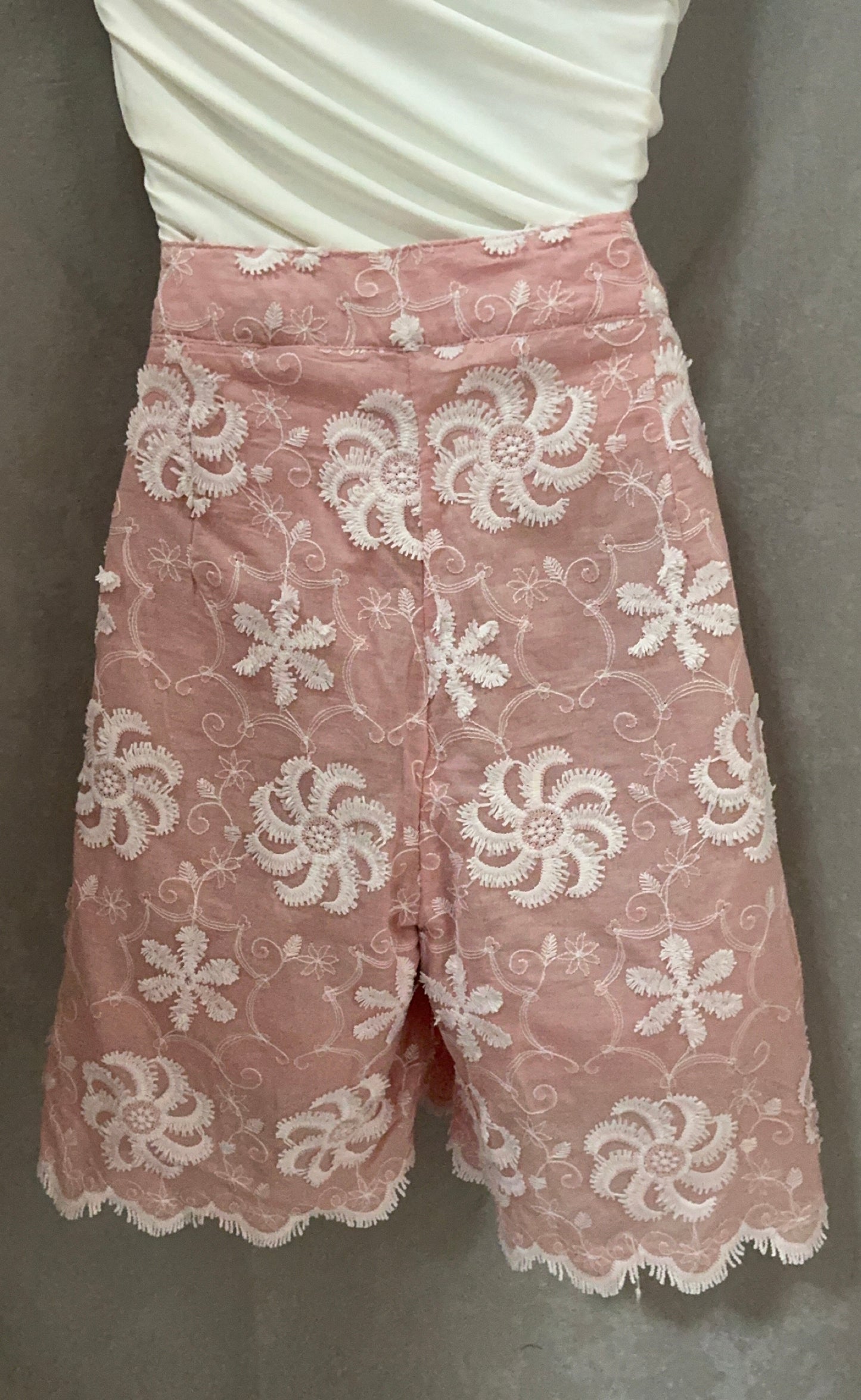 Pinky Short