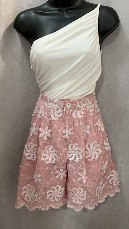 Pinky Short